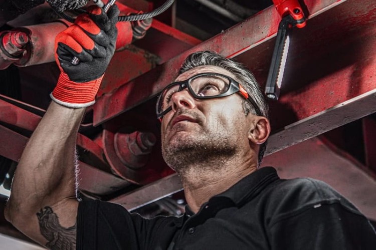 MILWAUKEE  49334788691.jpg